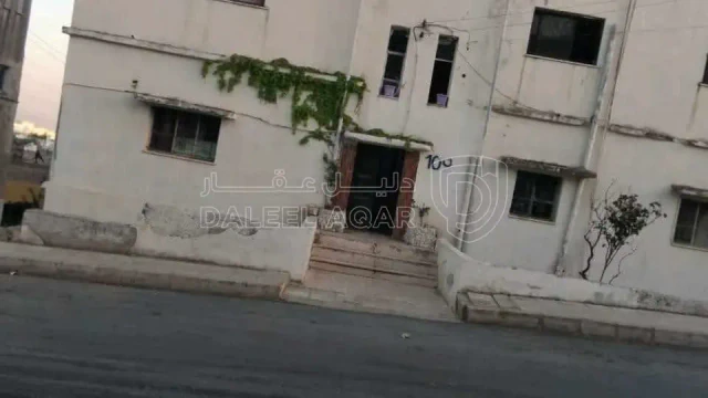 شقة - قرب مثلث العنبوسي مقابل سوبرماركت الاسطورة - 12000 دأ
