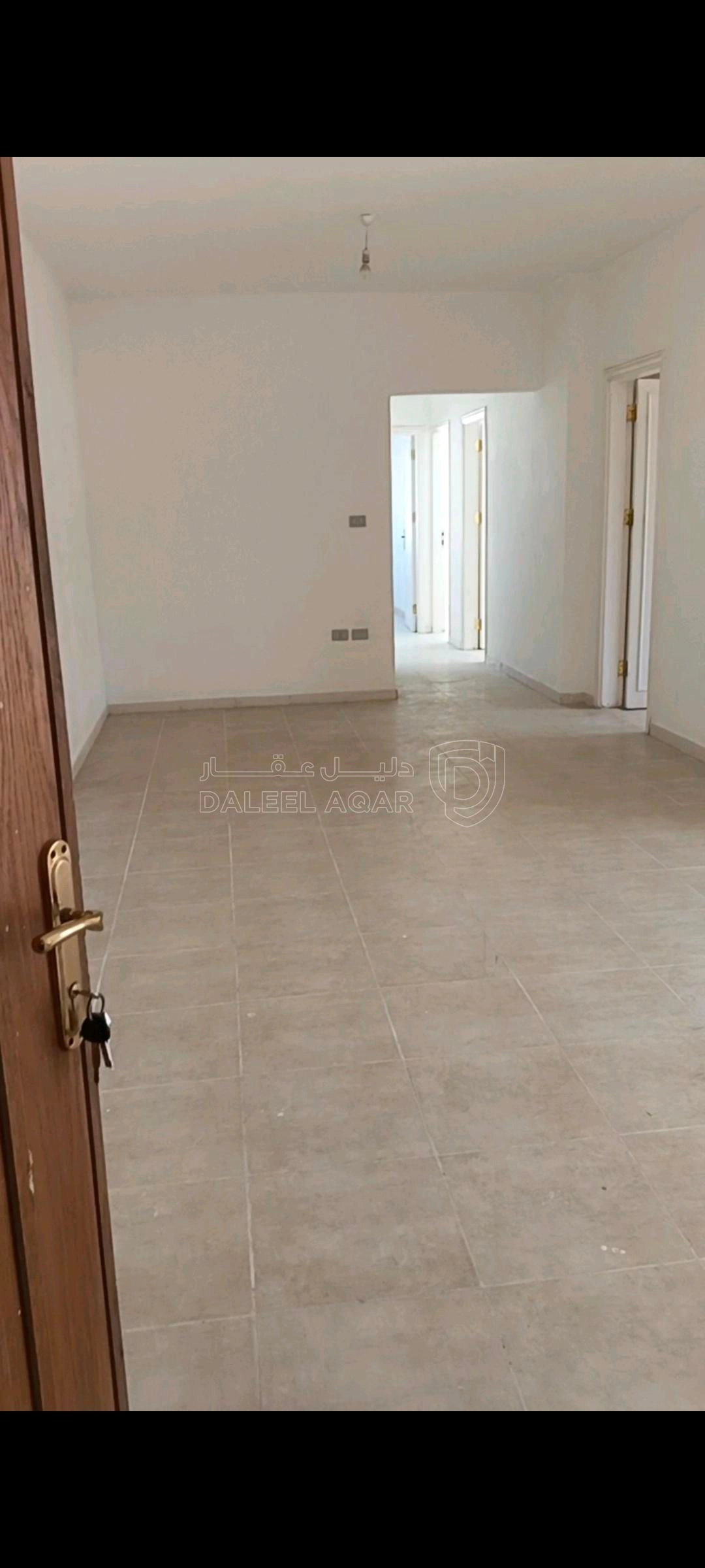 شقة في الزرقاء/مدينةخادم الحرمين(سكن كريم)المرحلة الثالثة - 28,000 دأ - صورة 1