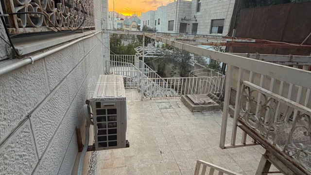 فيلا/منزل في عمان المدينة الرياضية  - 550,000 دأ - صورة NaN