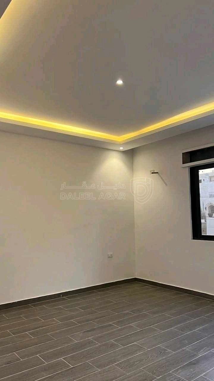 شقة في مقابل صاله الفيروز و مقابل كازيه العيفان و بجانب محطه طبربور باص السريع  - 72,000 دأ - صورة 1