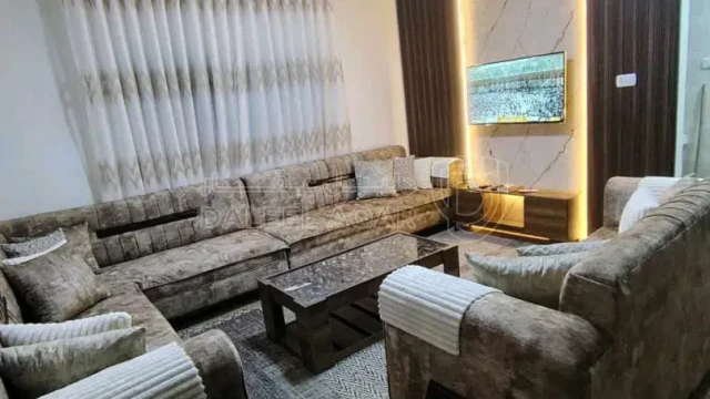 شقة - شقة مفروشة للبيع تصلح للاستثمار او للسكن بسمان - 43000 دأ