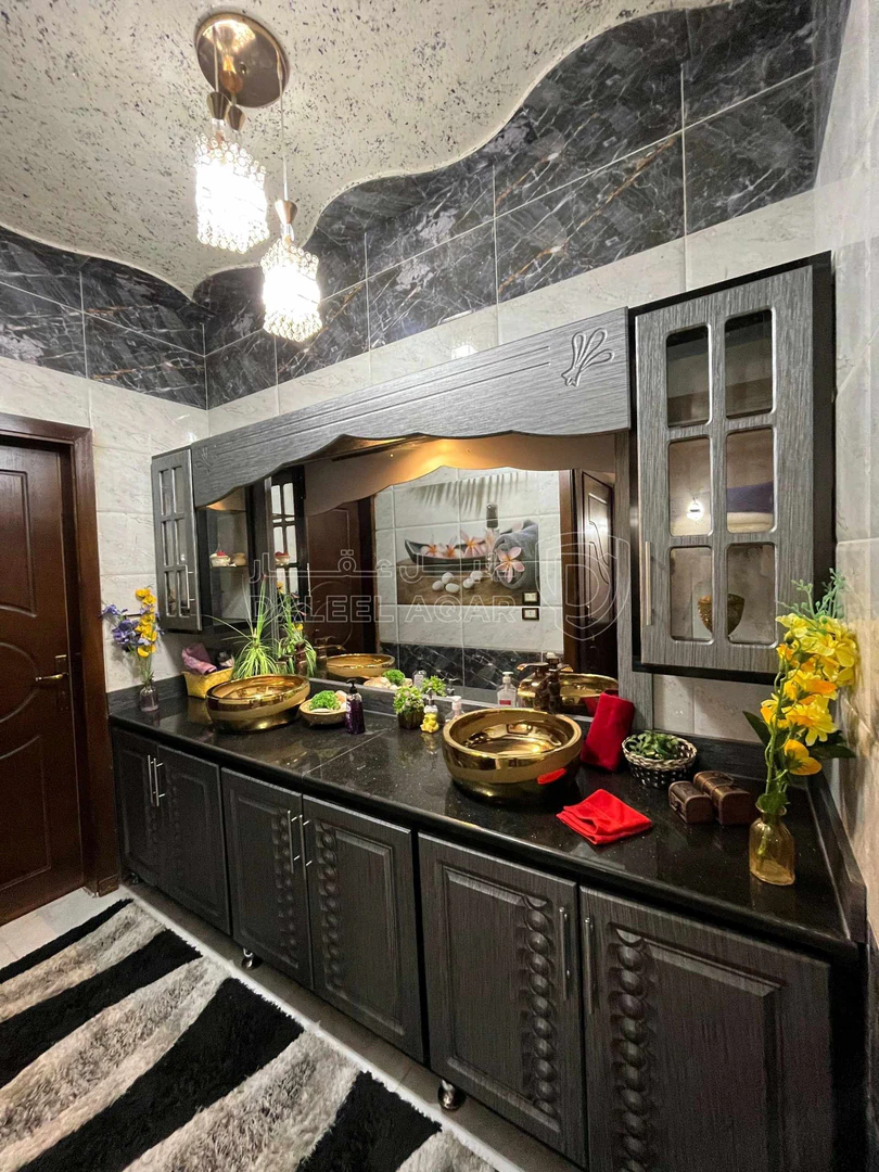 فيلا/منزل في البلقاء السلط بطنا - 250,000 دأ - صورة 1