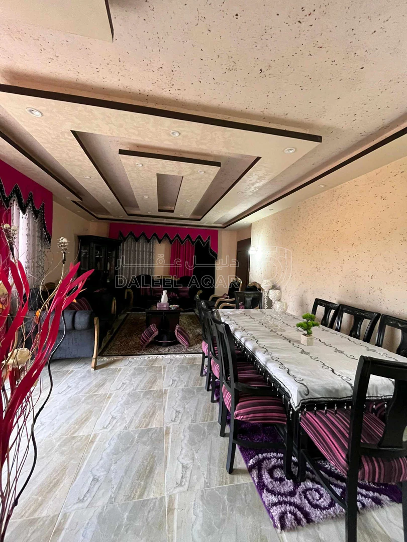 فيلا/منزل في البلقاء السلط بطنا - 250,000 دأ - صورة 1