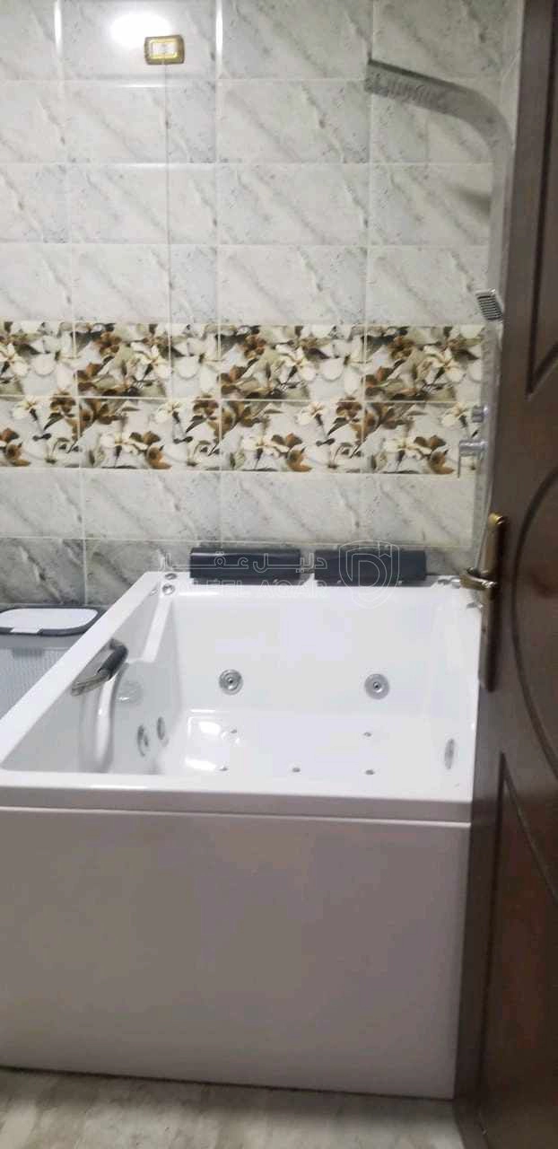 فيلا/منزل في البلقاء السلط بطنا - 250,000 دأ - صورة 1