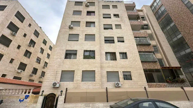 شقة - الجبيهة - حي منصور خلف كازية توتال - 56000 دأ