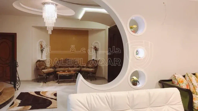 فيلا/منزل - مادبا حنينا قرب مدرسة الرشاد  - 350000 دأ