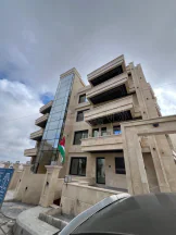 شقة - شقة في ضاحية النخيل تشطيب ملوكي من المالك  - 175000 دأ