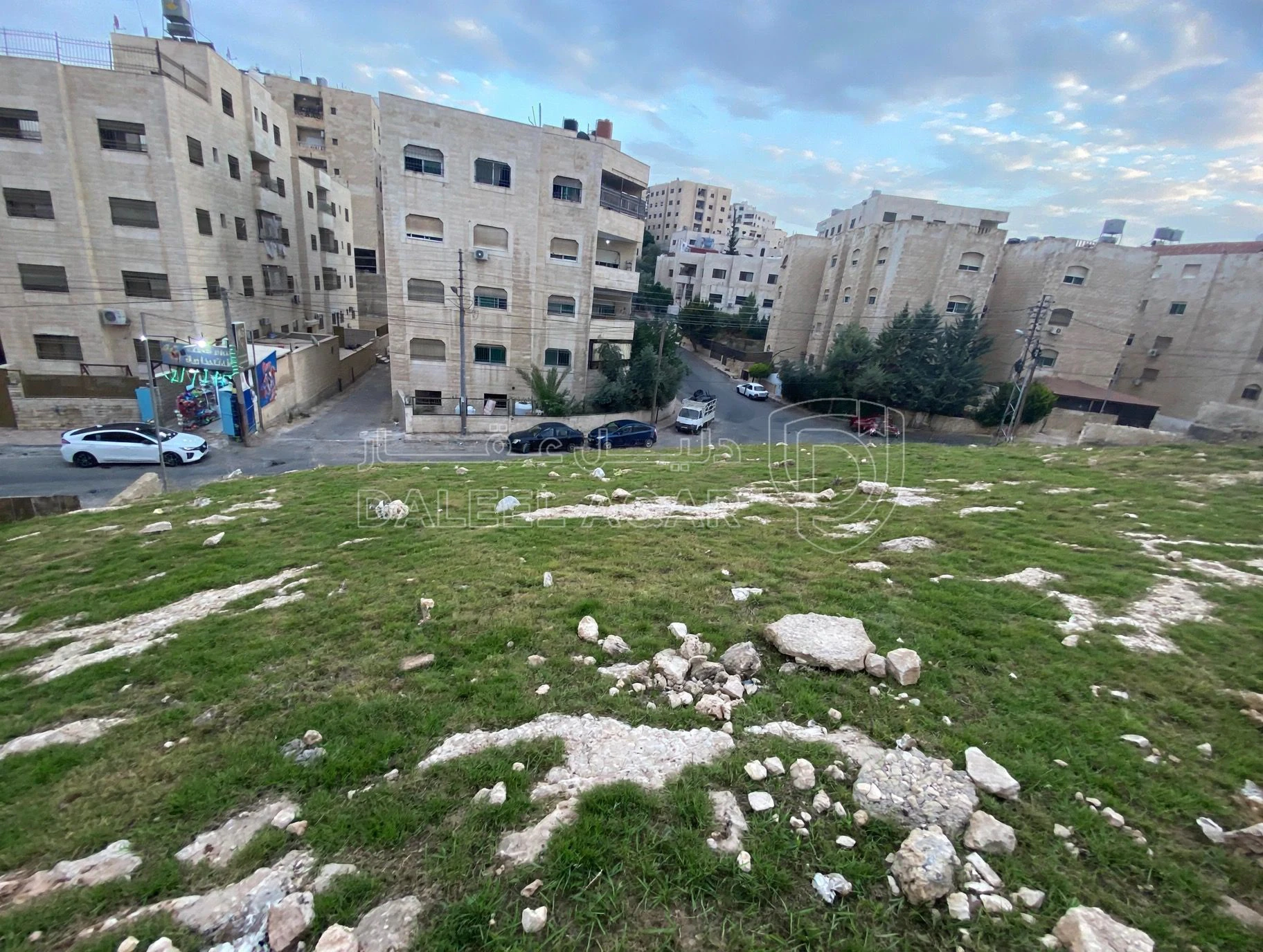 أرض في عمان - طبربور - طارق - قرب سوق طارق  - 170,000 دأ - صورة 1