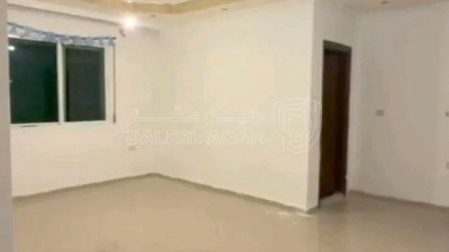 شقة - إربد، الحي الجنوبي، شارع بغداد - 38000 دأ