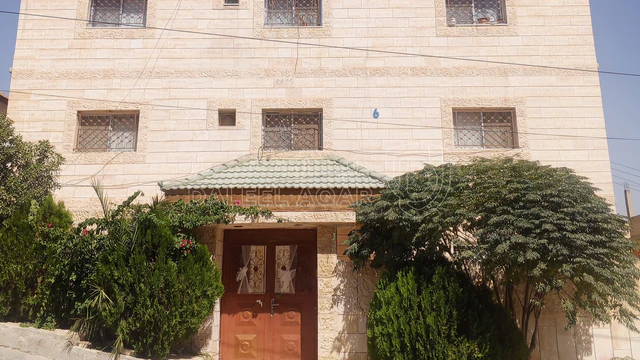 مبنى - الزرقاء الجديدة البتراوي بناية رقم 6  - 105000 دأ