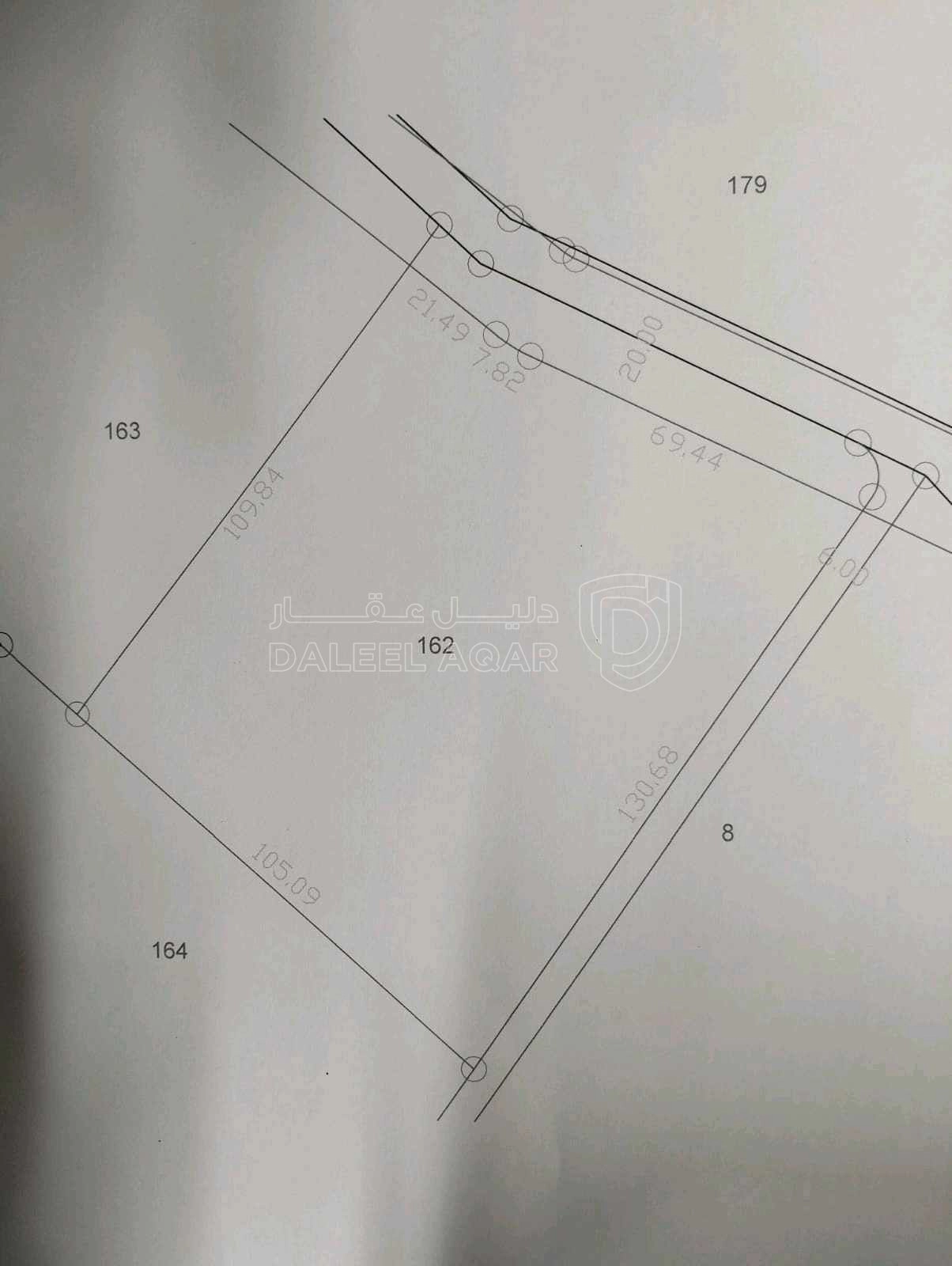 أرض في الموقر بالقرب من مدرسة محارب - 35,000 دأ - صورة 1