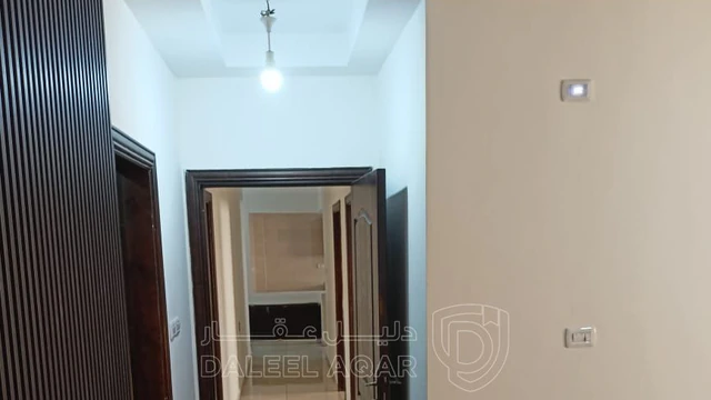 شقة في شقه بسعر لقطه في منطقه الزهور  - 50,000 دأ - صورة NaN