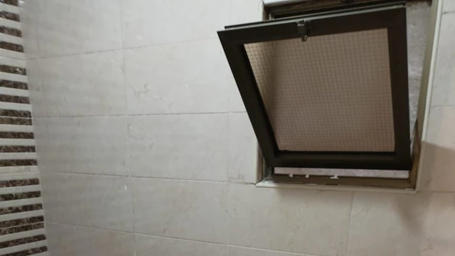 شقة في شقه بسعر لقطه في منطقه الزهور  - 50,000 دأ - صورة NaN