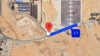 أرض في بجانب كازية المناصير بالقرب من جمرك عمان الجديد  - 588,000 دأ - صورة 1