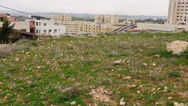 أرض في حوض المكيمين - 89,000 دأ - صورة NaN