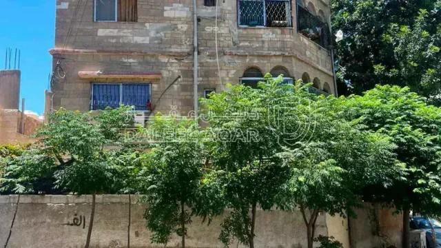 مبنى - حي برخ  قرب مسجد صلاح الدين مقابل جمعيه بني صخر - 75000 دأ