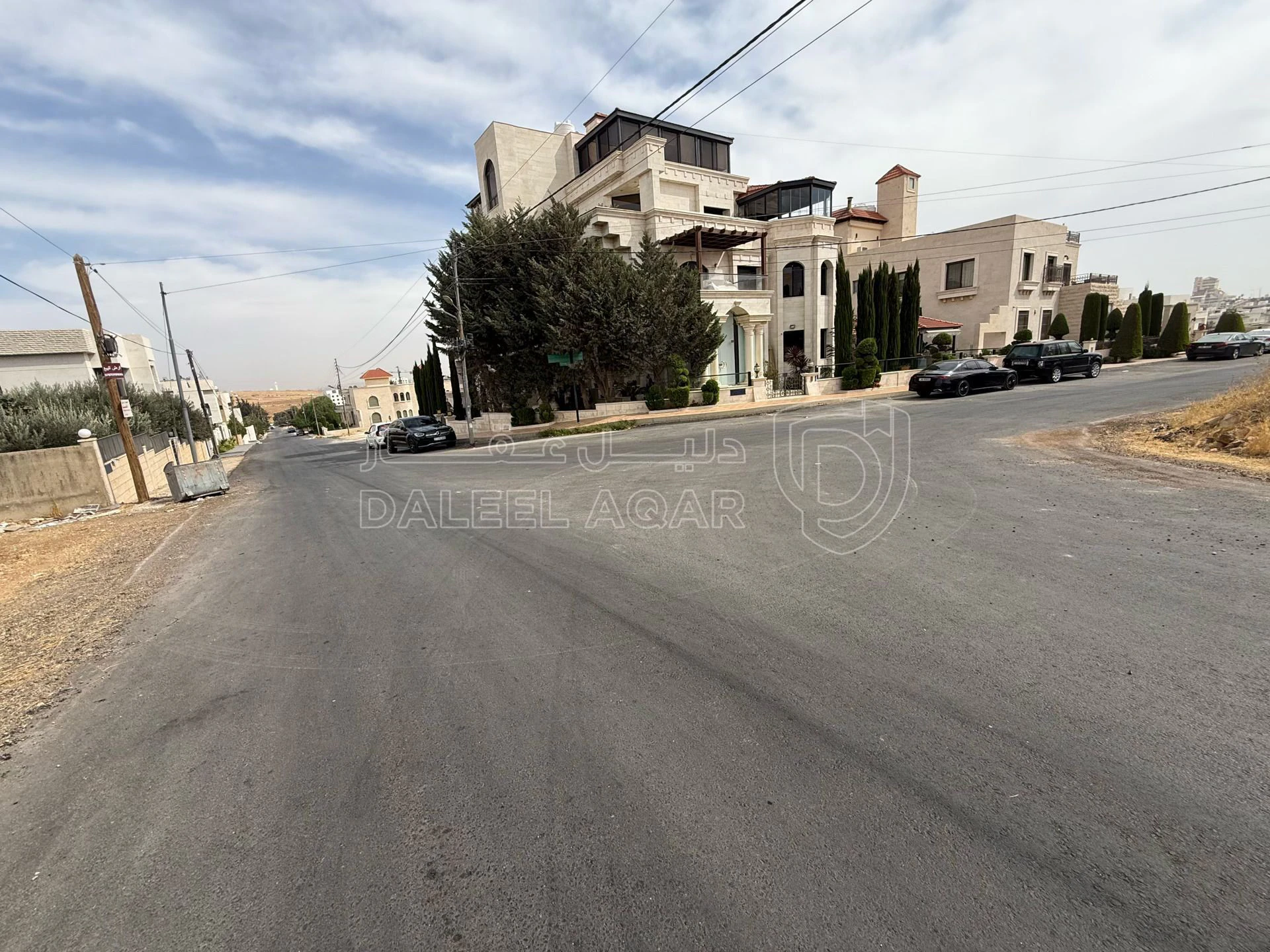 أرض في ارض مميزة خلف وزارة الخارجية الظهير  - 740,000 دأ - صورة 2
