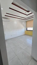 مكتب/تجاري في بيادر وادي السير - 65,000 دأ - صورة NaN