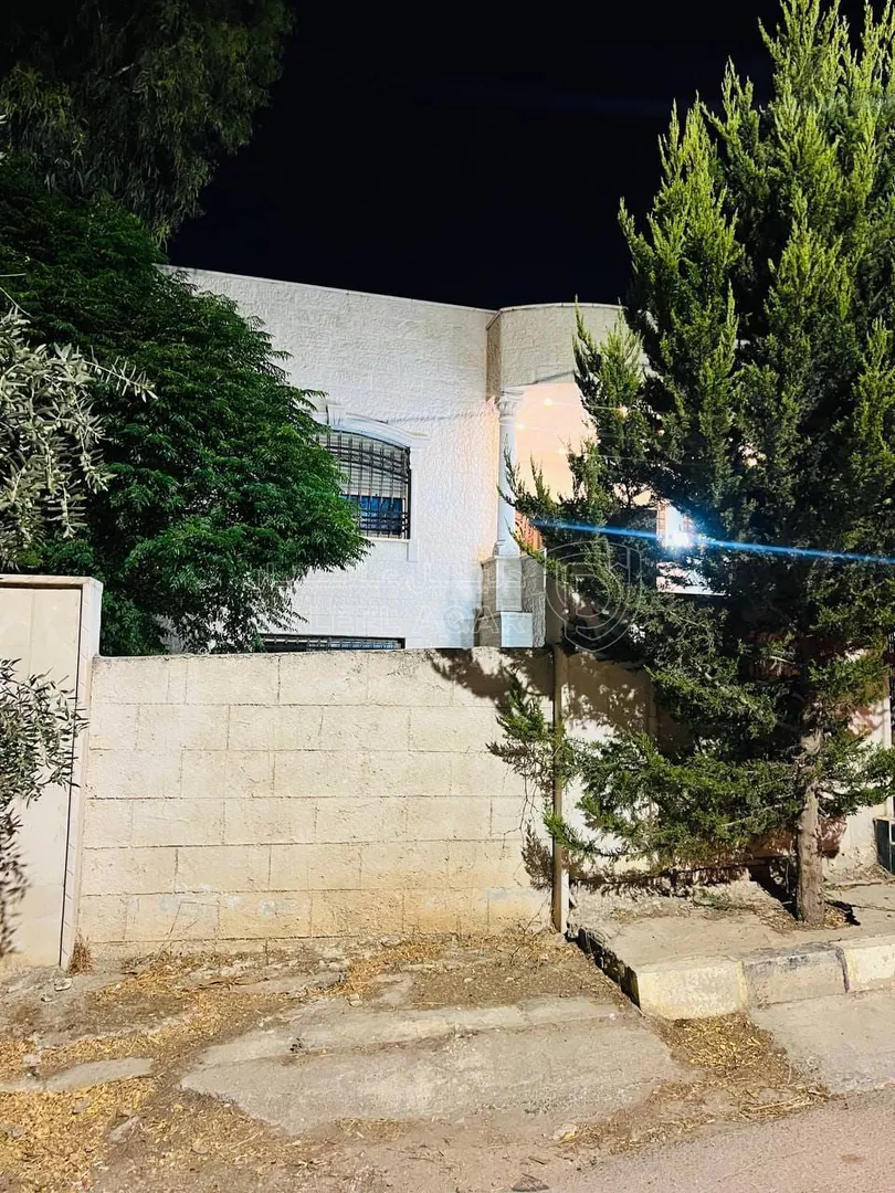 فيلا/منزل في اربد / الطوال - 120,000 دأ - صورة 1