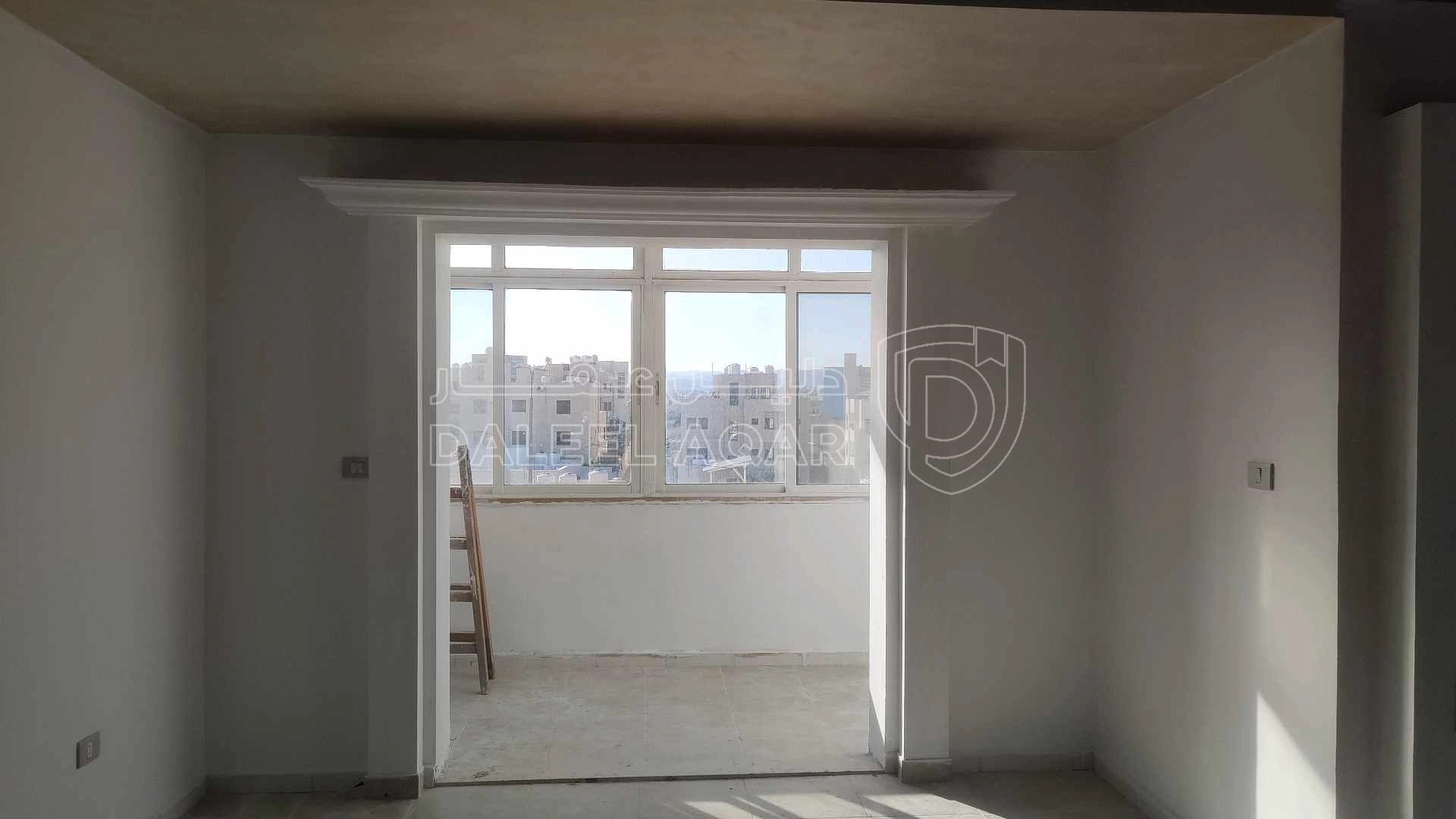 شقة في الزرقاء - مدينة الشرق- سكن كريم المرحلة الثانية - 23,000 دأ - صورة 1