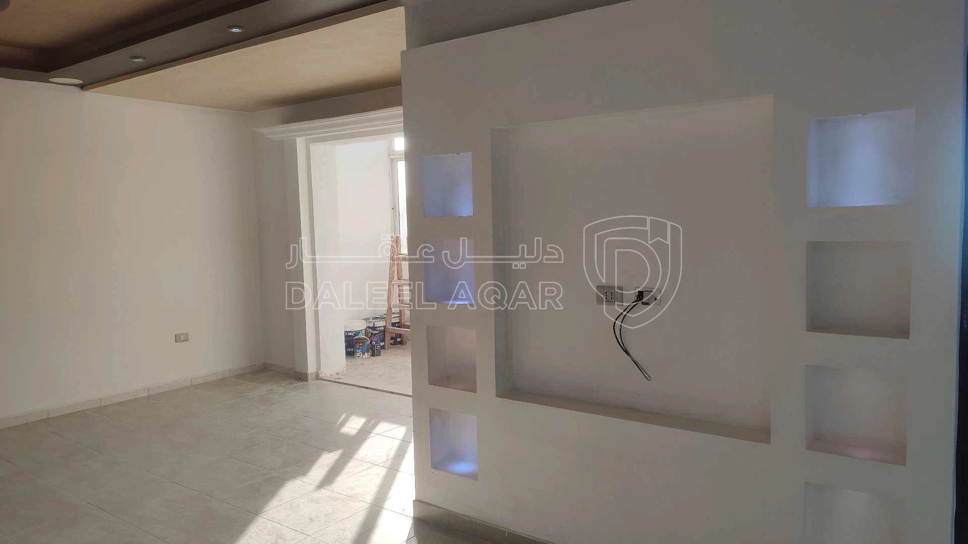 شقة في الزرقاء - مدينة الشرق- سكن كريم المرحلة الثانية - 23,000 دأ - صورة 1