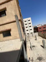 مبنى في الزرقاء الجديدة شارع 26 بجانب عمارة منير نشيوات - 700,000 دأ - صورة NaN