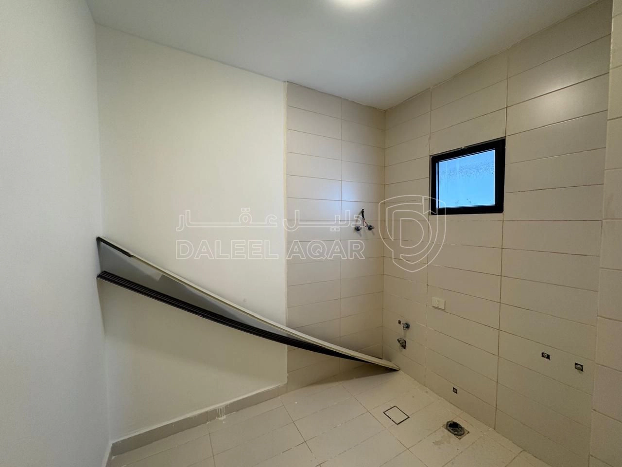 شقة في مشروع خلدا العوجانية 117 طابق اول/ثاني 200 متر - 175,000 دأ - صورة 1
