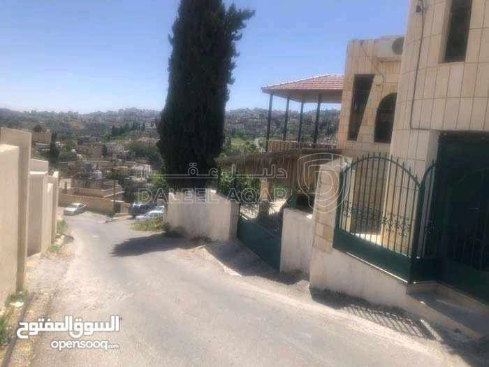 فيلا/منزل في مطعم الغربال - 220,000 دأ - صورة 1