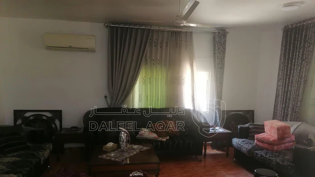 فيلا/منزل في اربد الحى الشرقى خلف مركز امنى الشرقى - 155,000 دأ - صورة NaN
