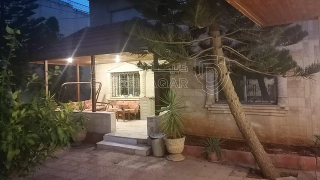 فيلا/منزل في اربد الحى الشرقى خلف مركز امنى الشرقى - 155,000 دأ - صورة NaN