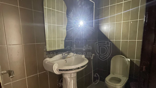 شقة في شقة مميزة للبيع في أبو علندا – 251م² – - 75,000 دأ - صورة NaN