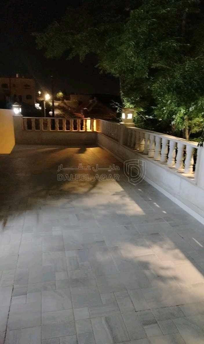 فيلا/منزل في الزرقاء البتراوي الجنوبي حي الروضه  - 130,000 دأ - صورة 1