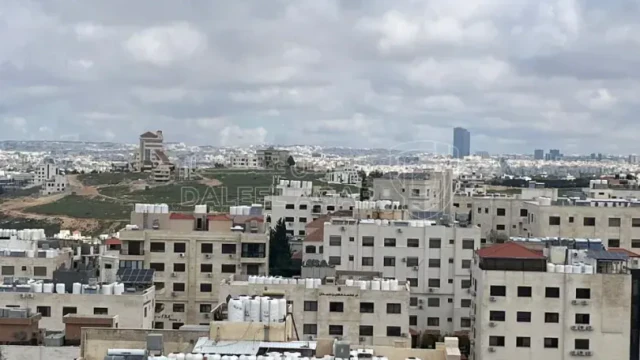 شقة - شقة للبيع في ضاحية النخيل - 260000 دأ