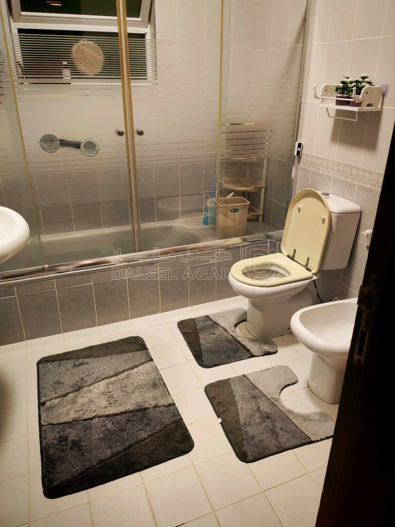 شقة في مرج الحمام اسكان السلطه خلف المدارس العالميه - 80,000 دأ - صورة 1