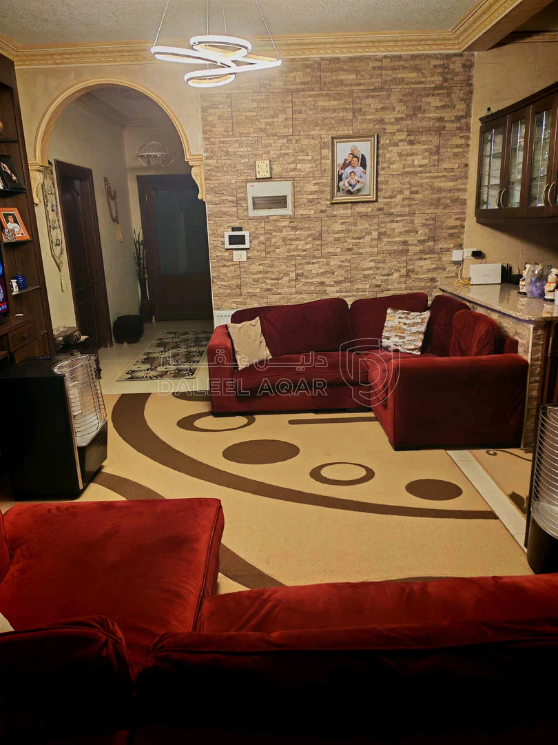 شقة في مرج الحمام اسكان السلطه خلف المدارس العالميه - 80,000 دأ - صورة 1