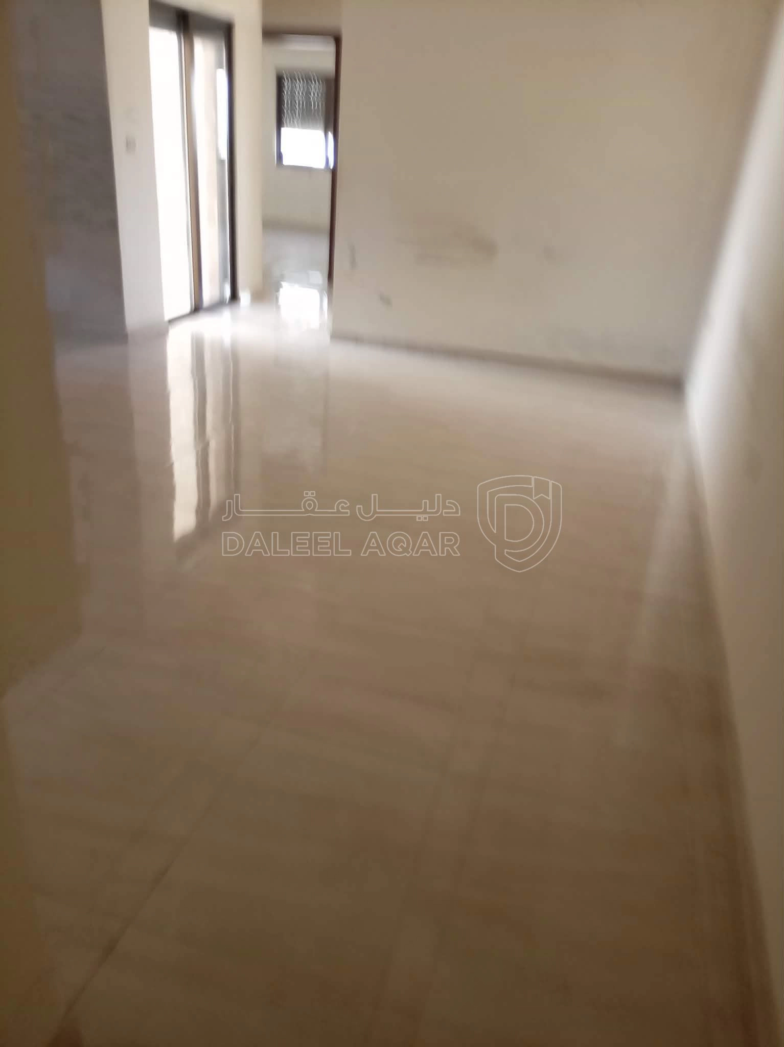 شقة في عمان شارع الحريه. قرب كليه ناعور .مقابل الحريه مول - 73,000 دأ - صورة 1