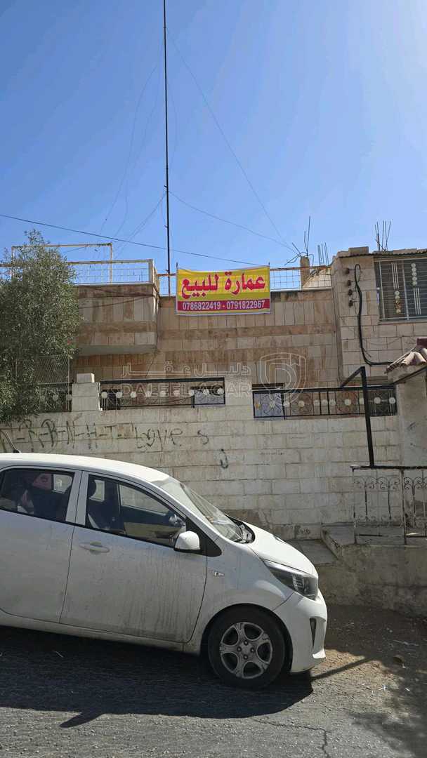 مبنى في الزرقاء منطقة جبل طارق - 110,000 دأ - صورة 1