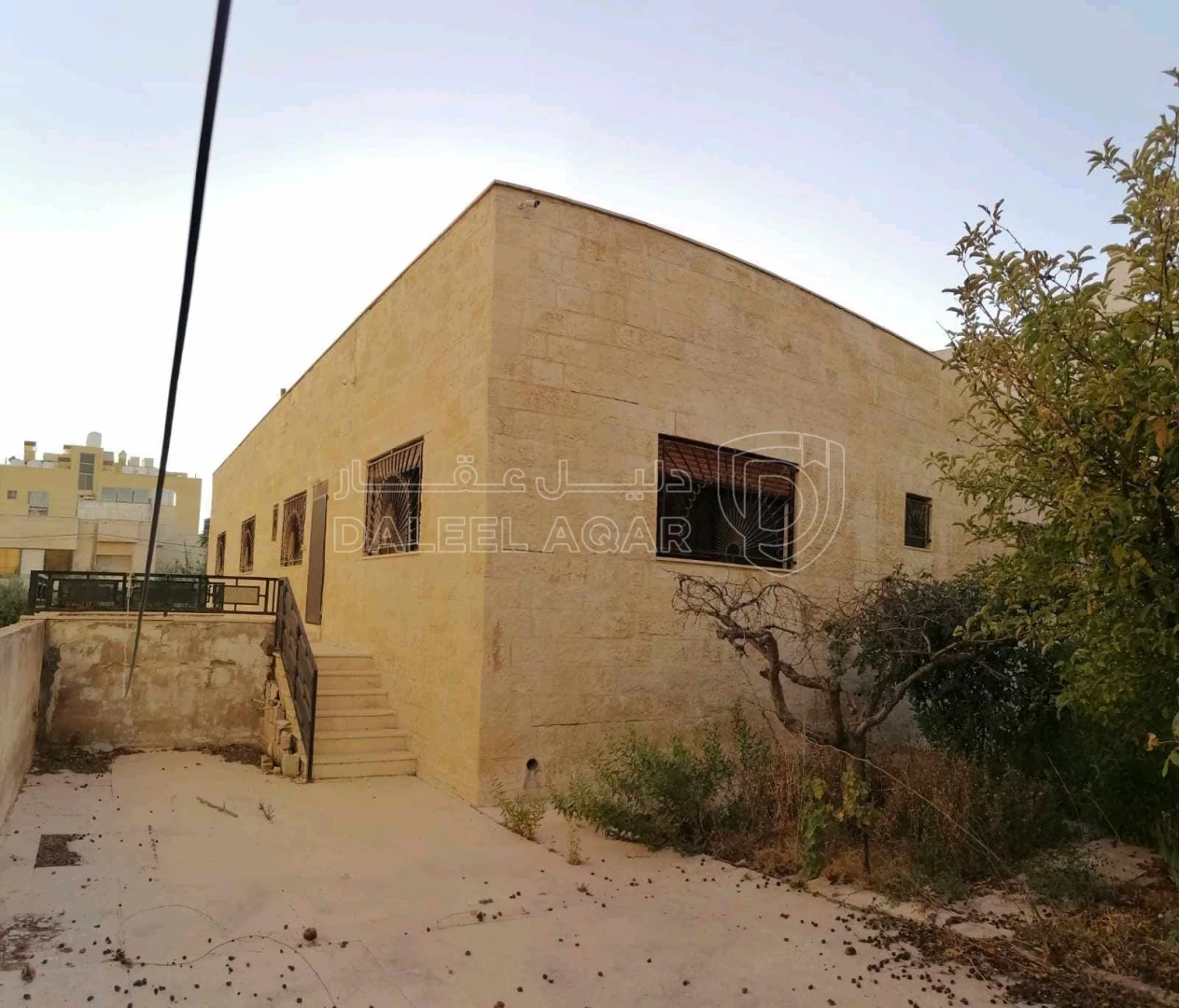 فيلا/منزل في 🏡 منزل للبيع – الجبيهة / بالقرب من دوار المنهل📍 - 340,000 دأ - صورة 1