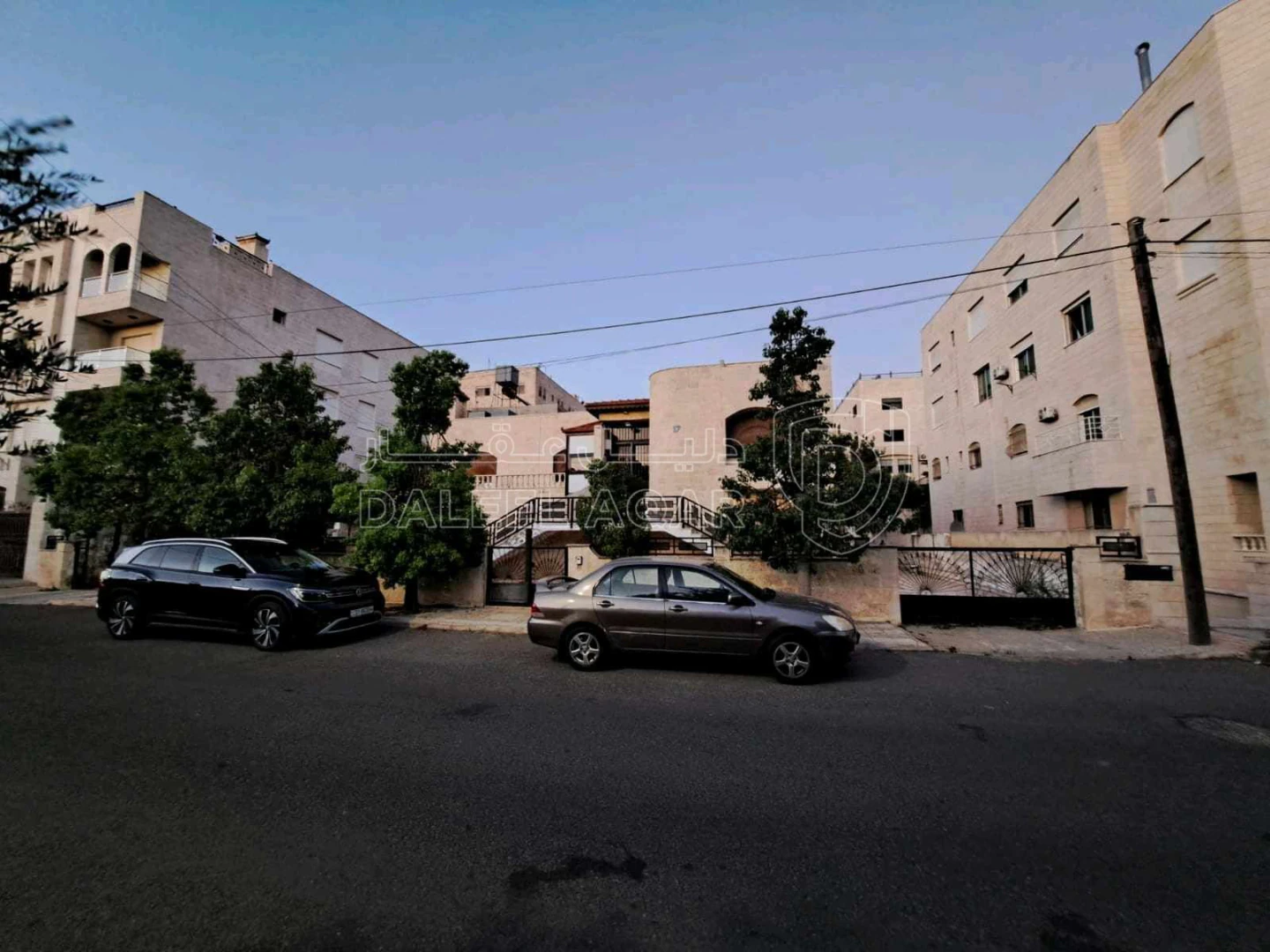 فيلا/منزل في 🏡 منزل للبيع – الجبيهة / بالقرب من دوار المنهل📍 - 340,000 دأ - صورة 1