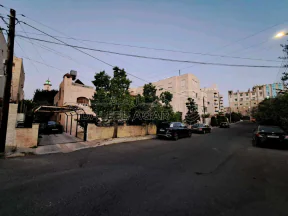 فيلا/منزل في 🏡 منزل للبيع – الجبيهة / بالقرب من دوار المنهل📍  - 340,000 دأ - صورة NaN