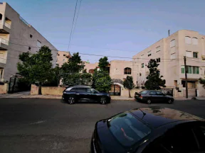 فيلا/منزل في 🏡 منزل للبيع – الجبيهة / بالقرب من دوار المنهل📍  - 340,000 دأ - صورة NaN