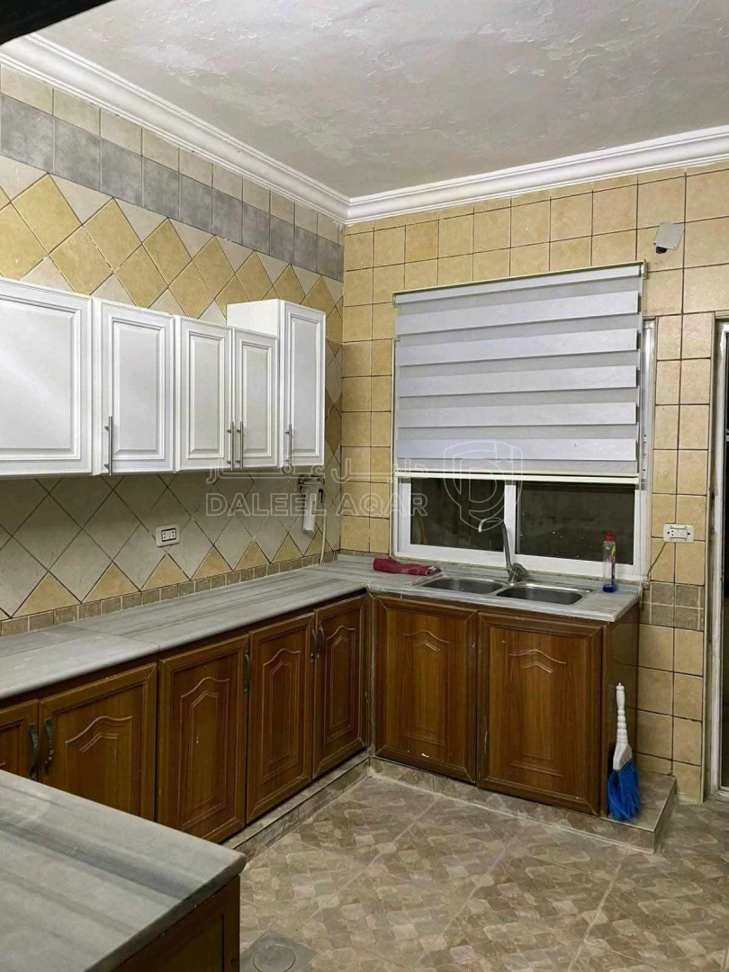 شقة في اربد شمال الراهبات غرب دوار اليوسفي - 45,000 دأ - صورة 1