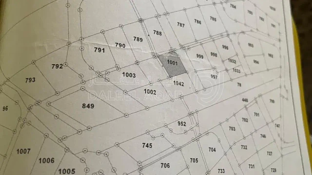 أرض - البنيات - 285000 دأ
