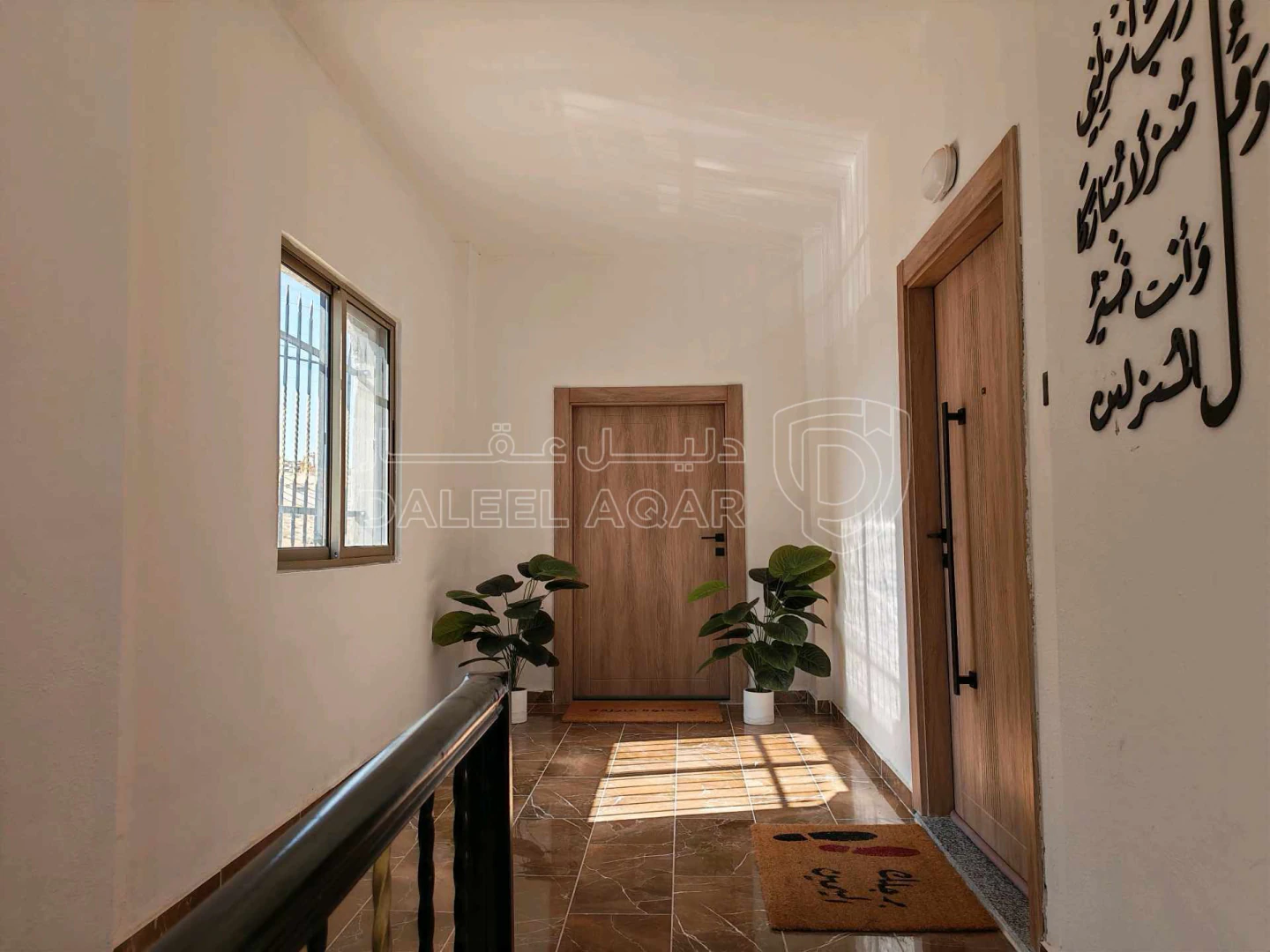 فيلا/منزل في منزل مستقل للبيع 3 طوابق 4 شقق - 140,000 دأ - صورة 9