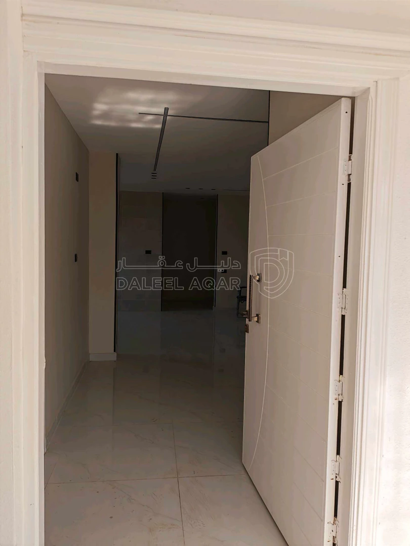 فيلا/منزل في منزل مستقل للبيع 3 طوابق 4 شقق - 140,000 دأ - صورة 10