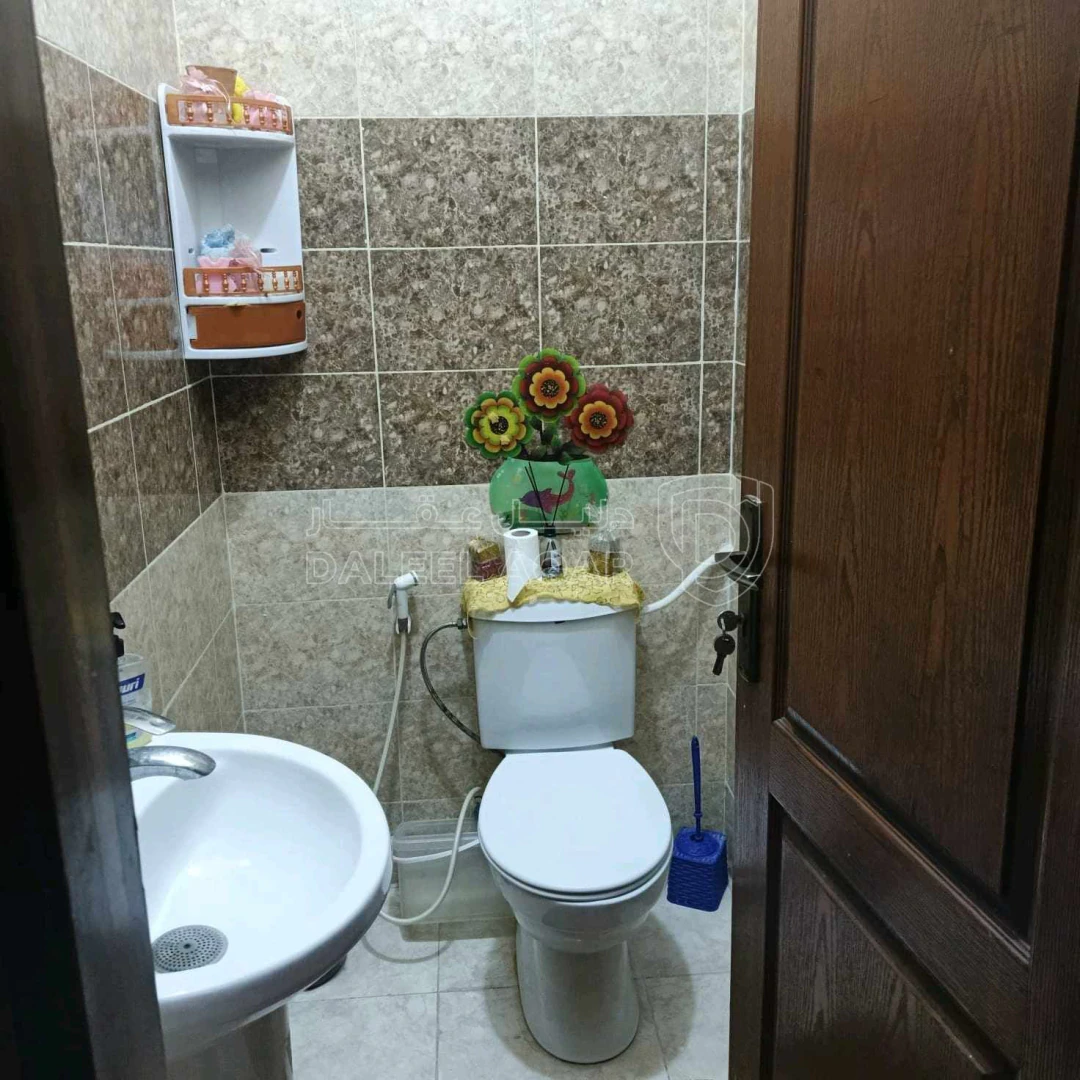 شقة في ضاحية الاستقلال شارع منير فريحات بناء 105 - 47,000 دأ - صورة 1