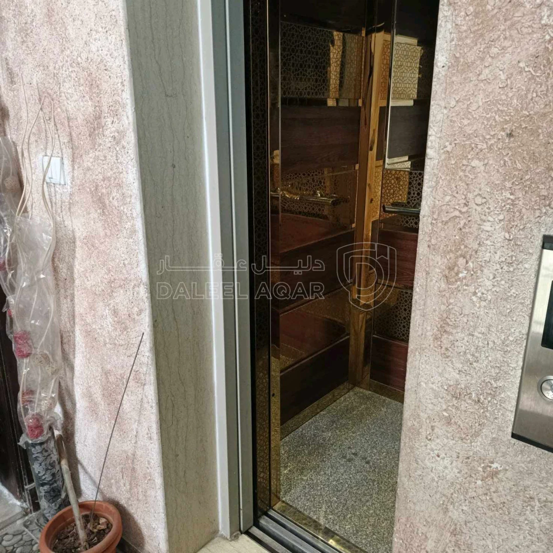 شقة في ضاحية الاستقلال شارع منير فريحات بناء 105 - 47,000 دأ - صورة 1