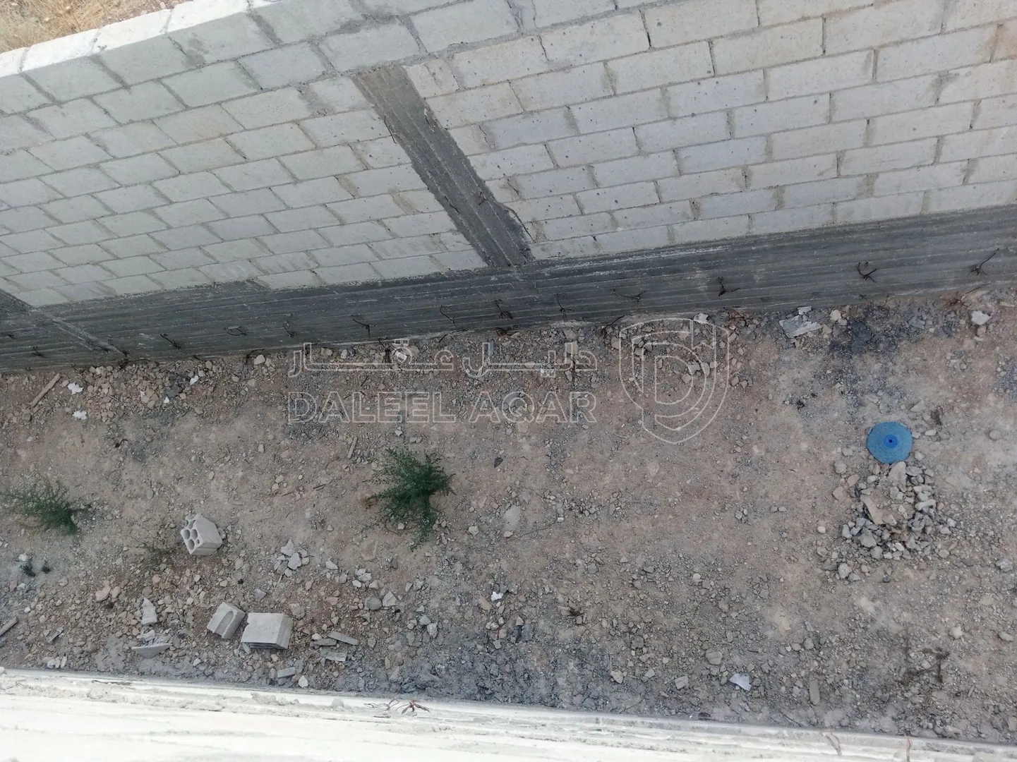 فيلا/منزل في الزرقاء مقابل صالة لافندر - 47,000 دأ - صورة 1