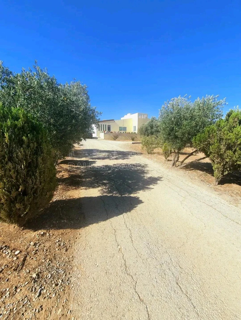 فيلا/منزل في منزل مستقل منطقه قصور وفلل حواره جنوب عمان  - 110,000 دأ - صورة 5