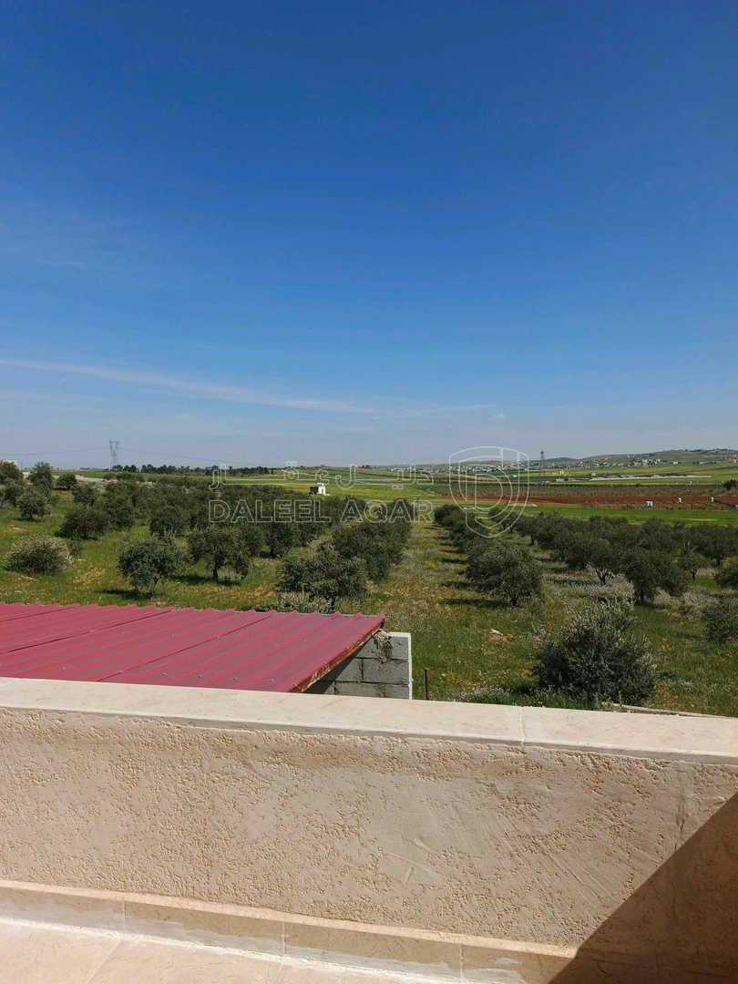 فيلا/منزل في بويضة العليمات - الحي الشمالي - 100,000 دأ - صورة 1